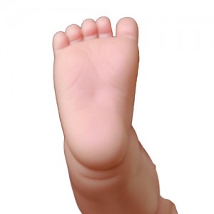 赤ちゃん人形足